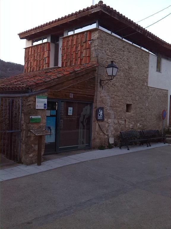 Albergue Turistico Via De La Plata Banos De Montemayor Exterior photo
